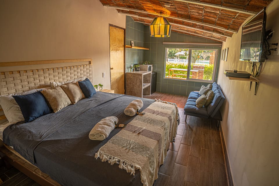 1 bedroom, in-room safe, individually decorated, individually furnished