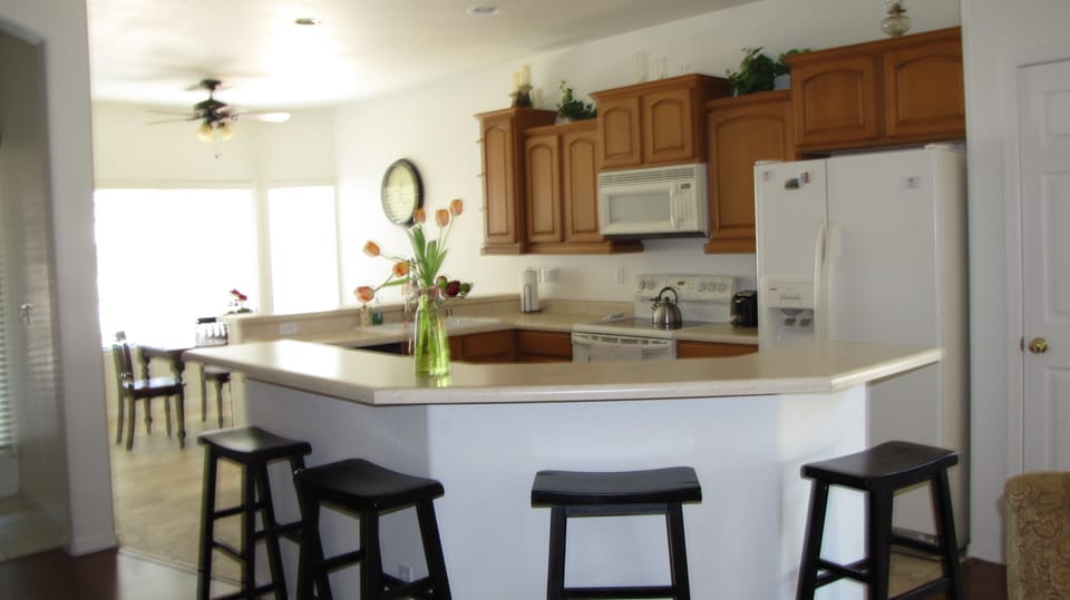 Kitchen Bar