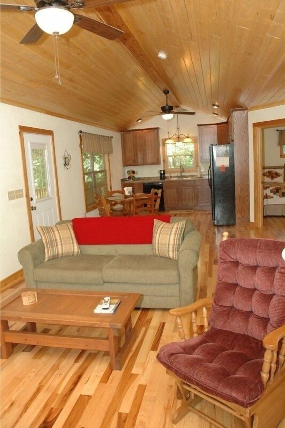 Comfy and inviting. The perfect place to enjoy the beauty of the mountains. 