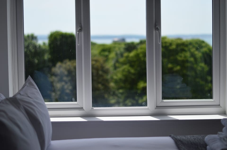 Room, 1 Double Bed, Ensuite, Sea Facing | Premium bedding, iron/ironing board, free WiFi, bed sheets
