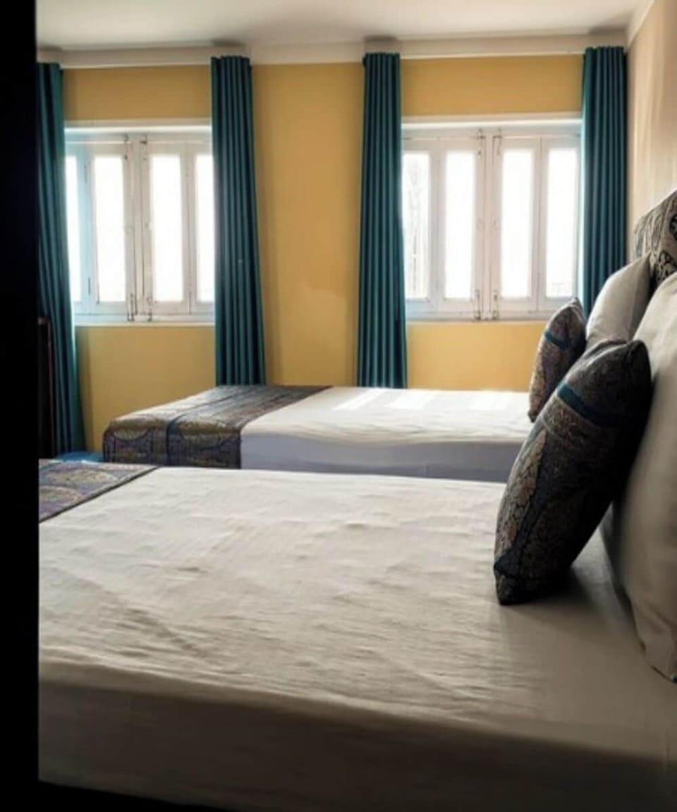 Deluxe Double or Twin Room, Garden View | In-room safe, laptop workspace, soundproofing, WiFi (free)