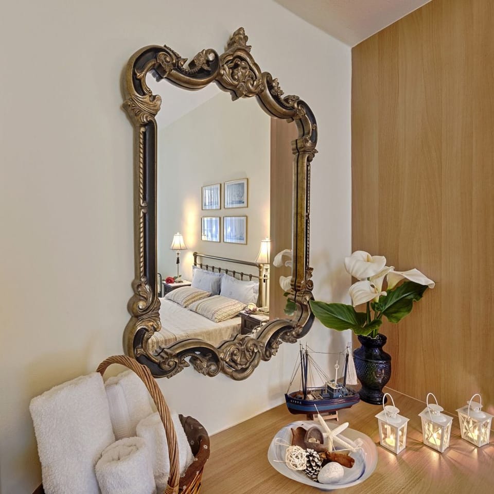 Superior Studio | Living area | Flat-screen TV