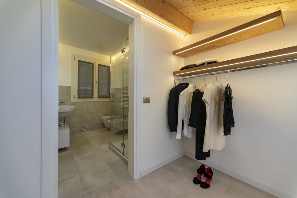 Suite | Down comforters, minibar, in-room safe, individually decorated