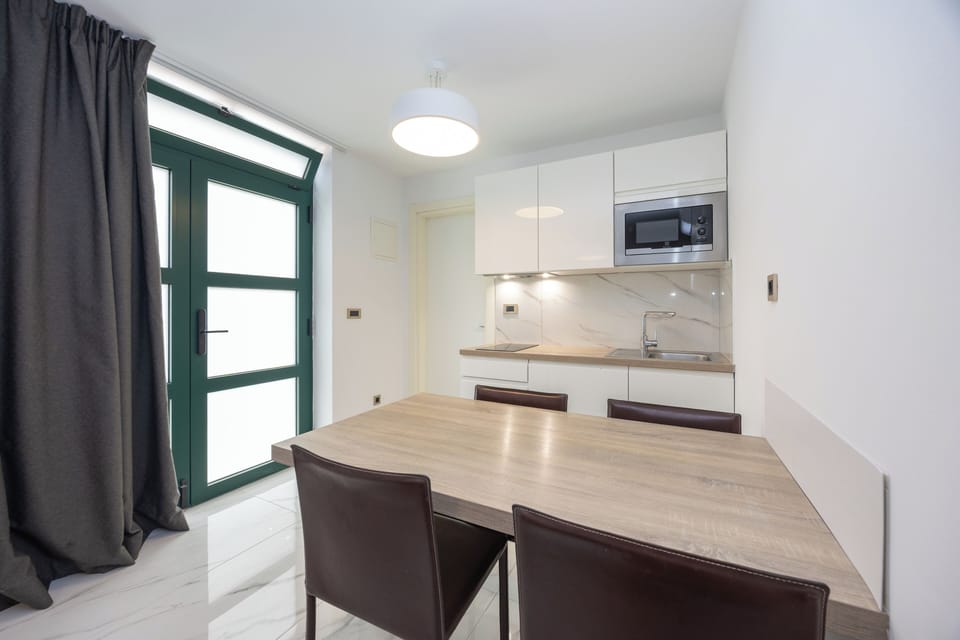 Classic Apartment | Private kitchen