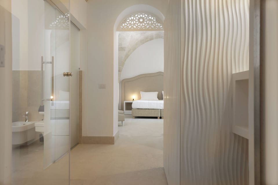 Frette Italian sheets, premium bedding, down comforters
