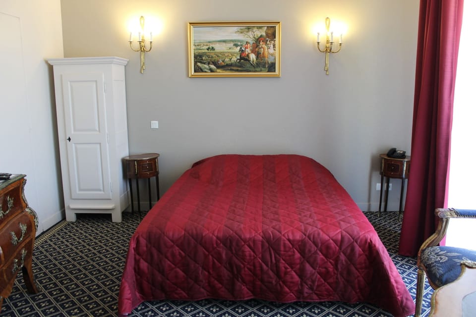 Double Room, Accessible | Desk, soundproofing, cribs/infant beds, rollaway beds