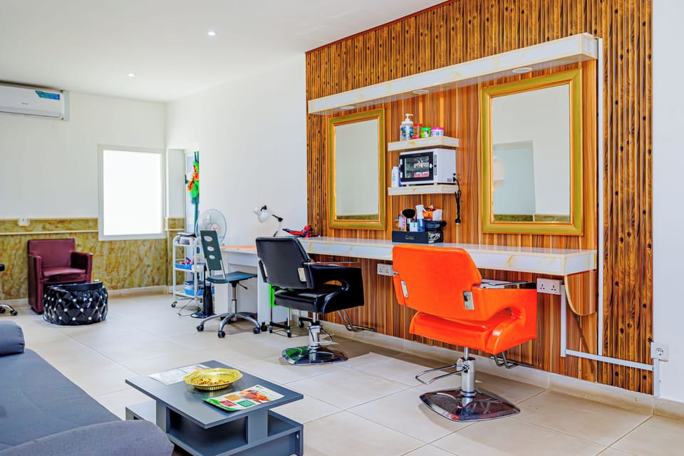 6 treatment rooms