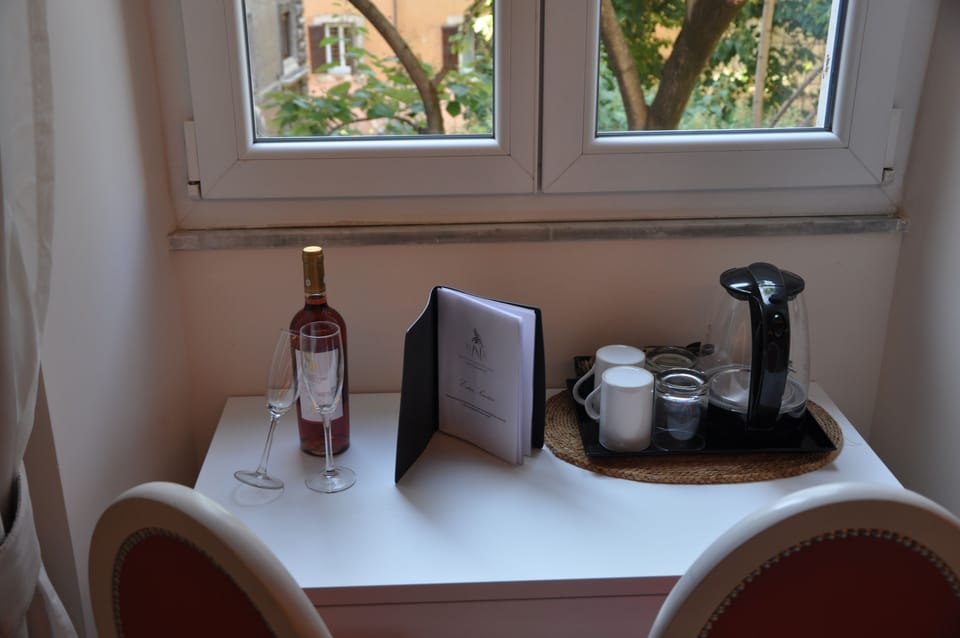 Room amenity