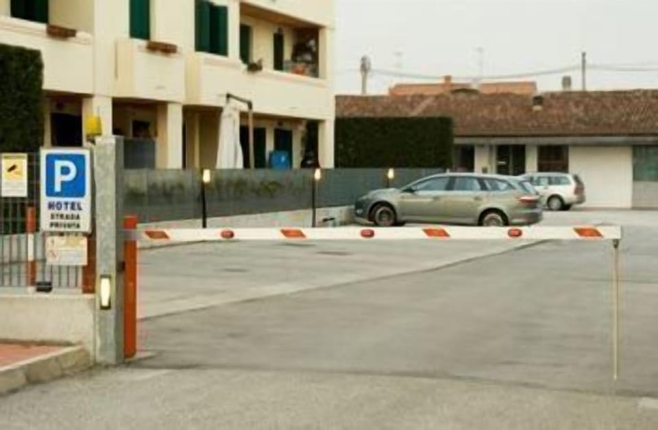 Free self parking