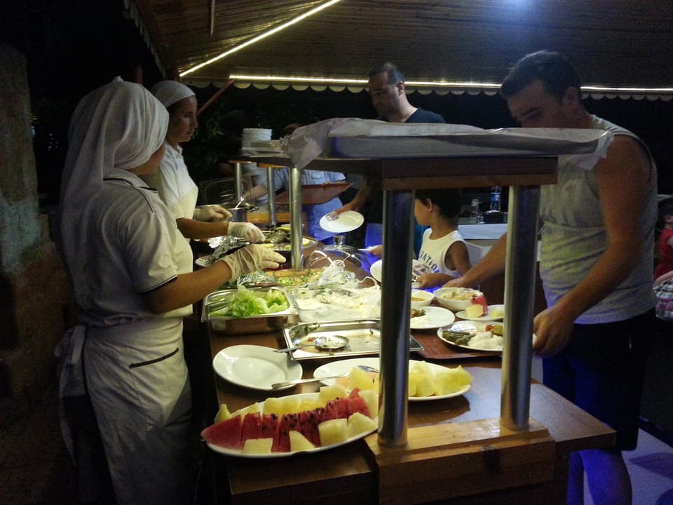 Food court