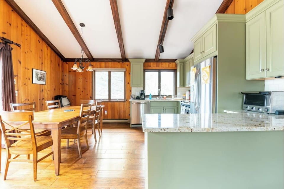 Plenty of space to cook and dine together.