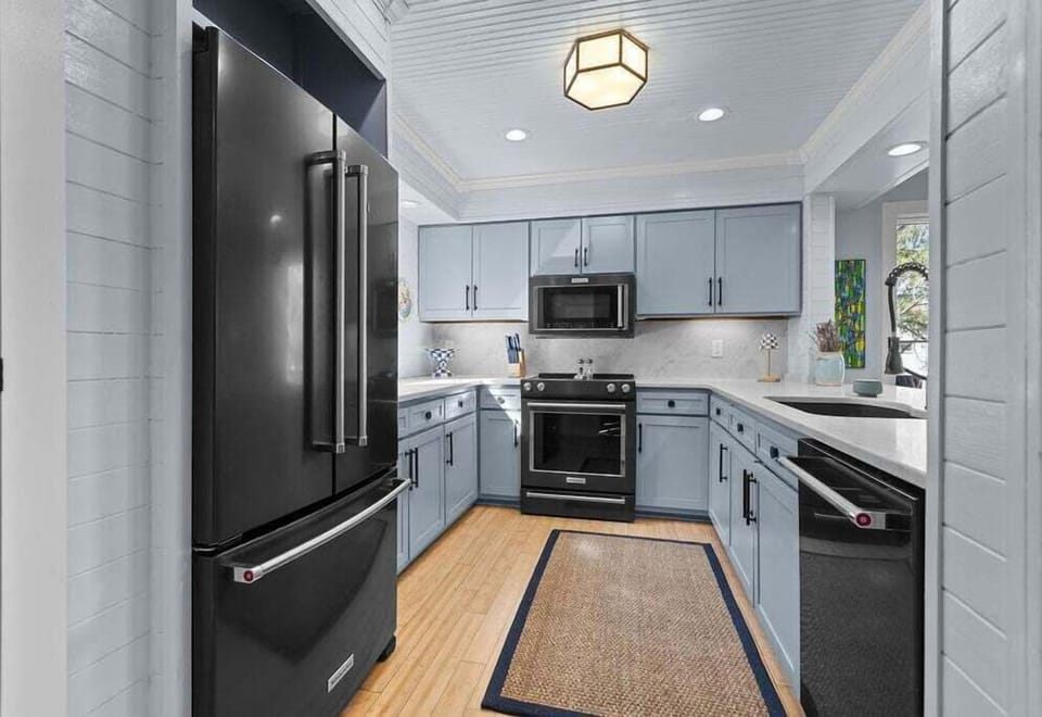 Fully stocked kitchen