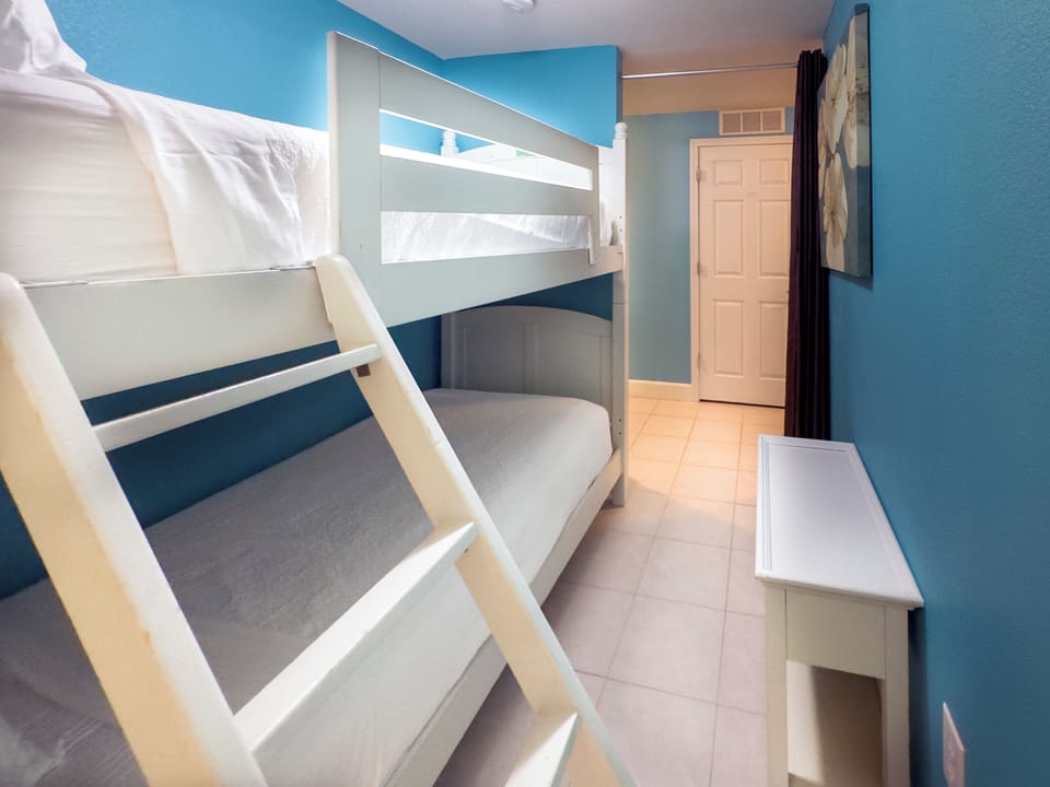 Bunk Bedroom