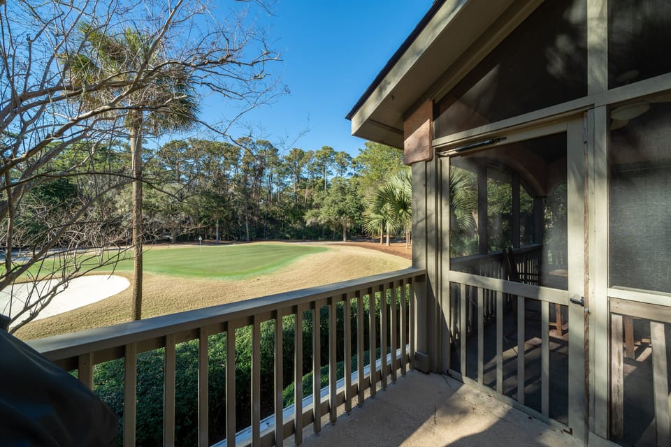 Back deck allows you to watch the golfers putt