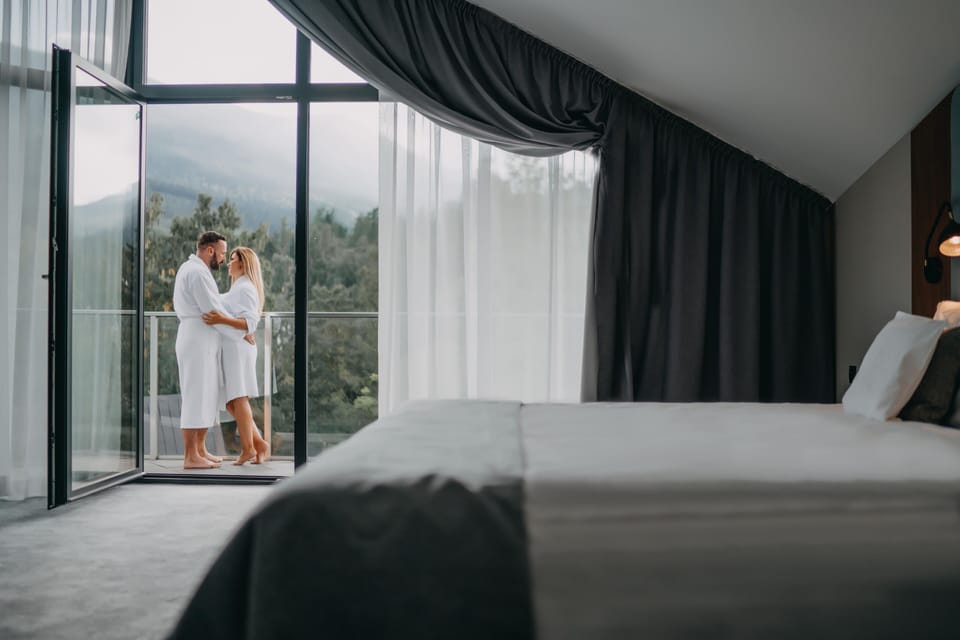 2-levels room | In-room safe, desk, blackout drapes, free WiFi