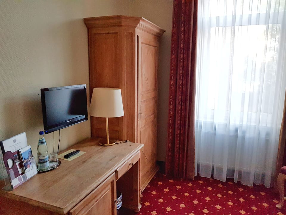 In-room safe, desk, blackout drapes, soundproofing