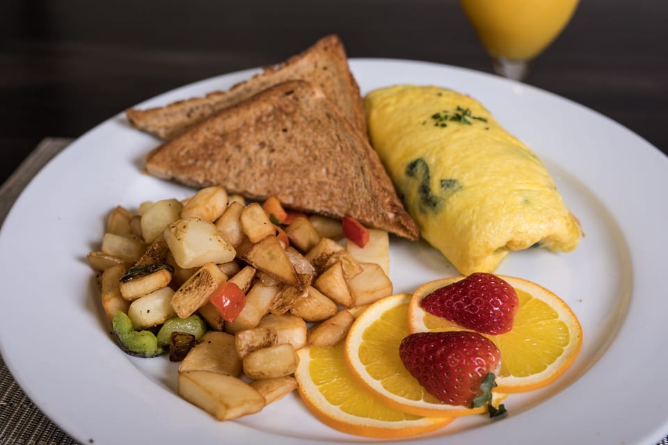 Daily cooked-to-order breakfast for a fee