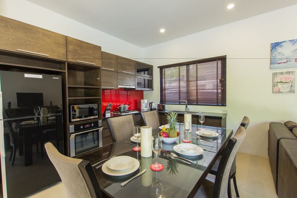 Comfort Villa | In-room dining
