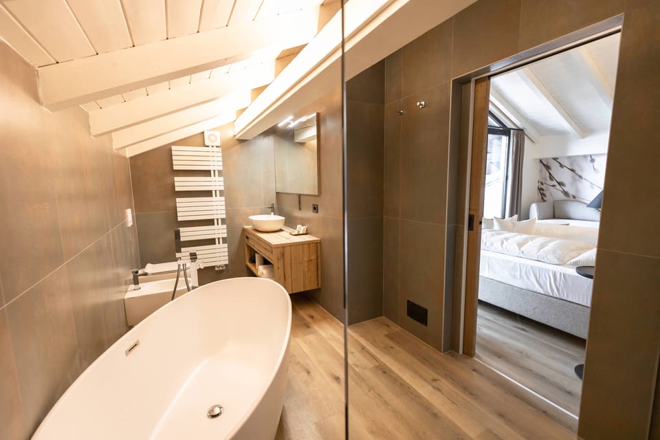 Junior Suite | Desk, soundproofing, free WiFi