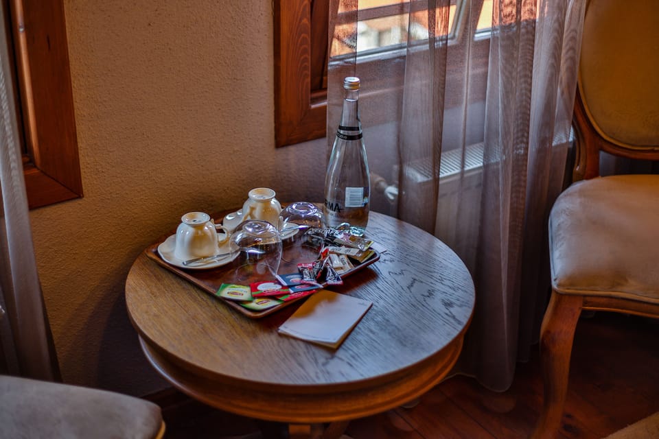 Double Room, Garden View | Coffee and/or coffee maker