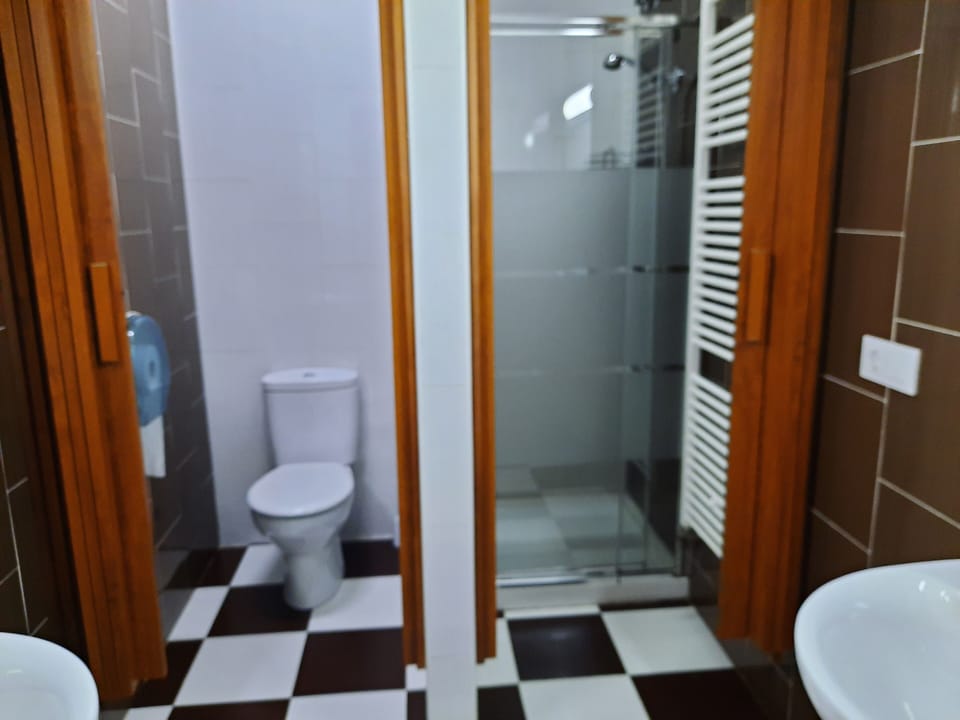 Basic Shared Dormitory, Ensuite | Bathroom | Shower, towels