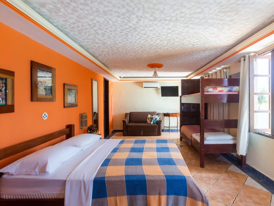 Quadruple Room, Multiple Beds | Free WiFi, bed sheets