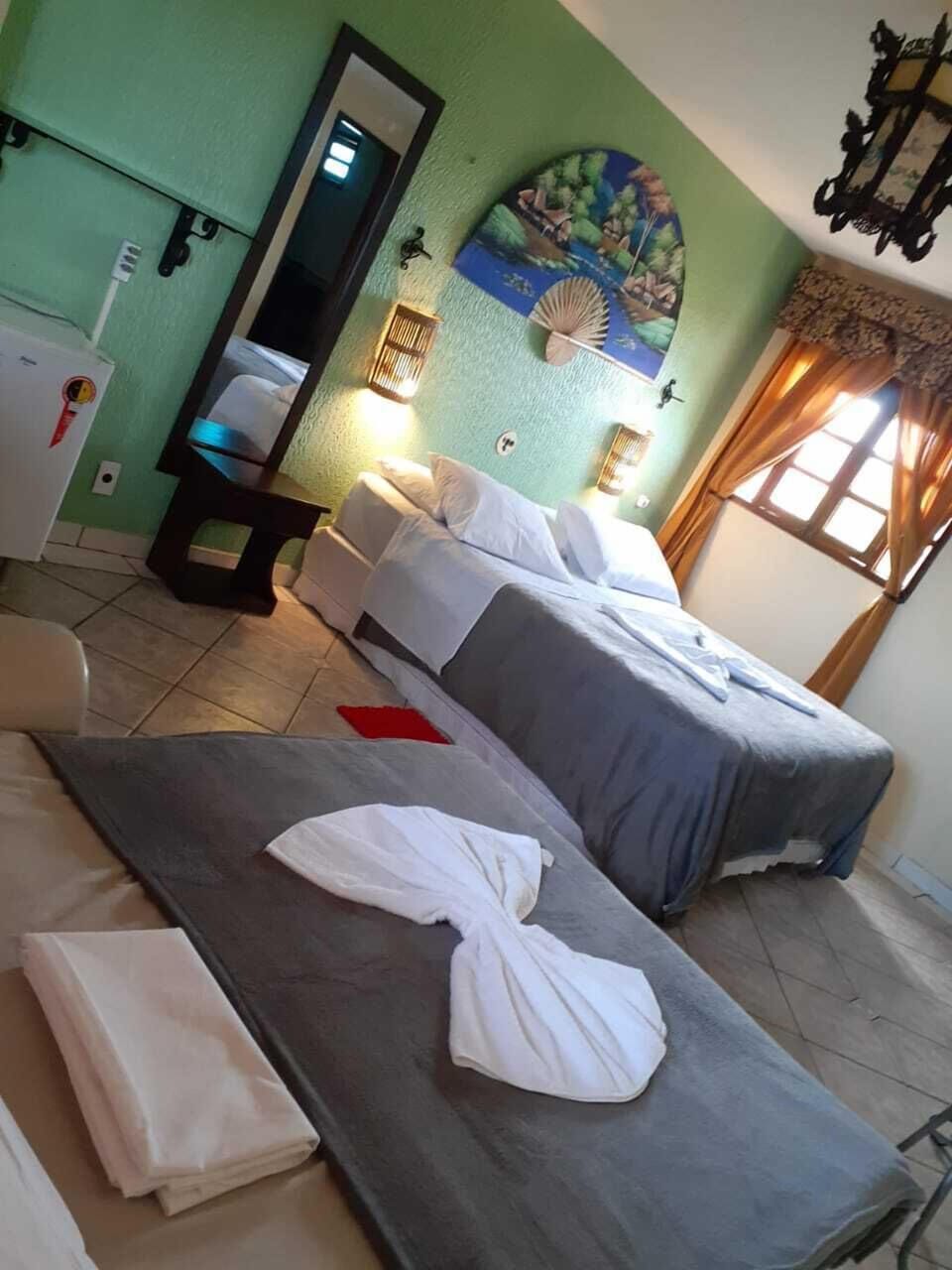 Free WiFi, bed sheets