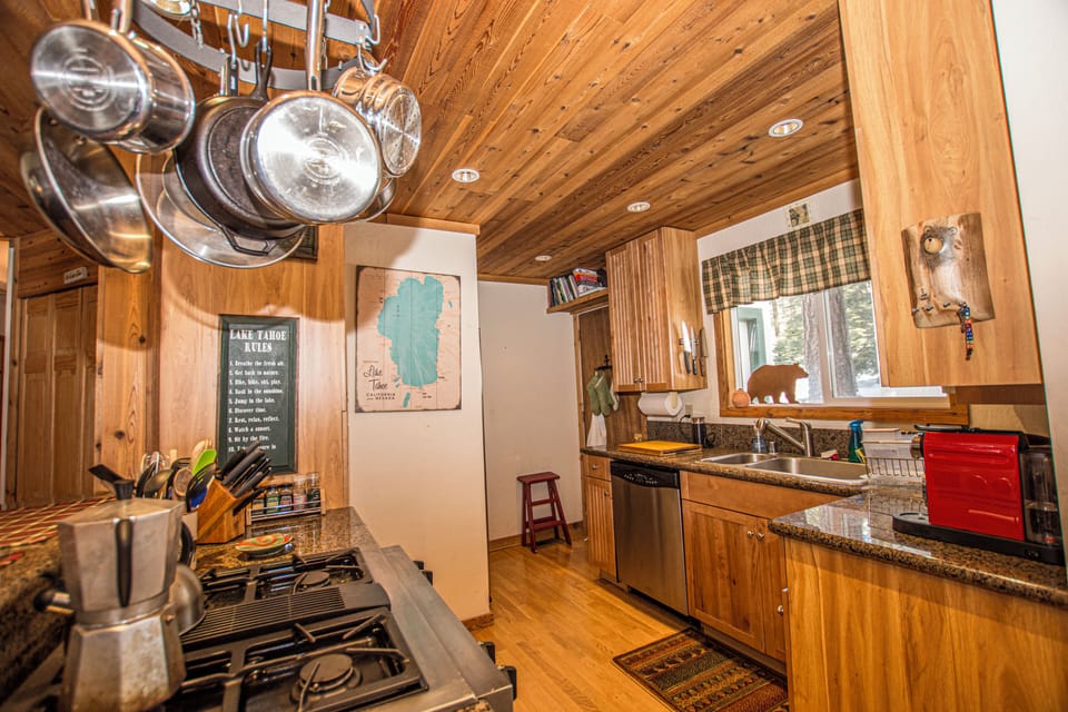 Carnelian Bay Hideaway - Kitchen