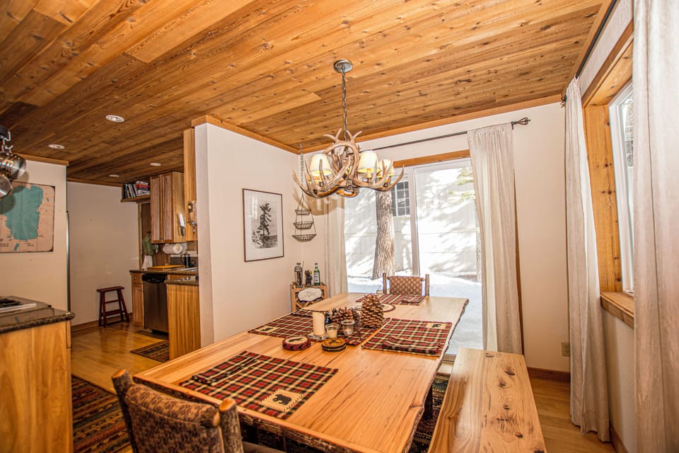 Carnelian Bay Hideaway - Dining Area