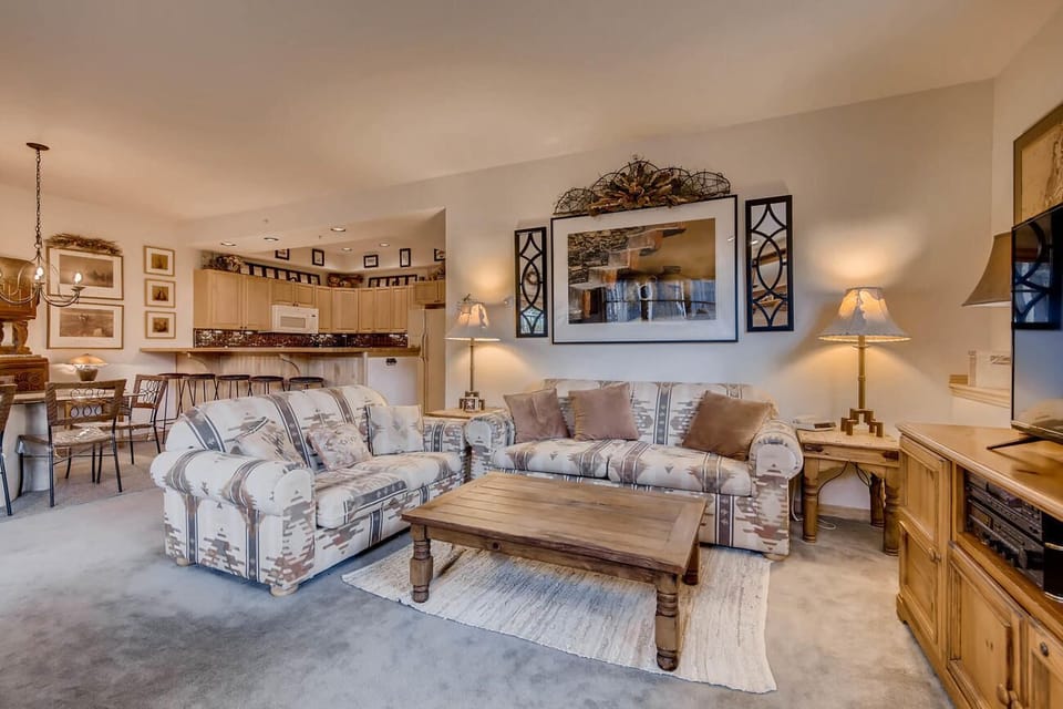 Living Room - Living Room