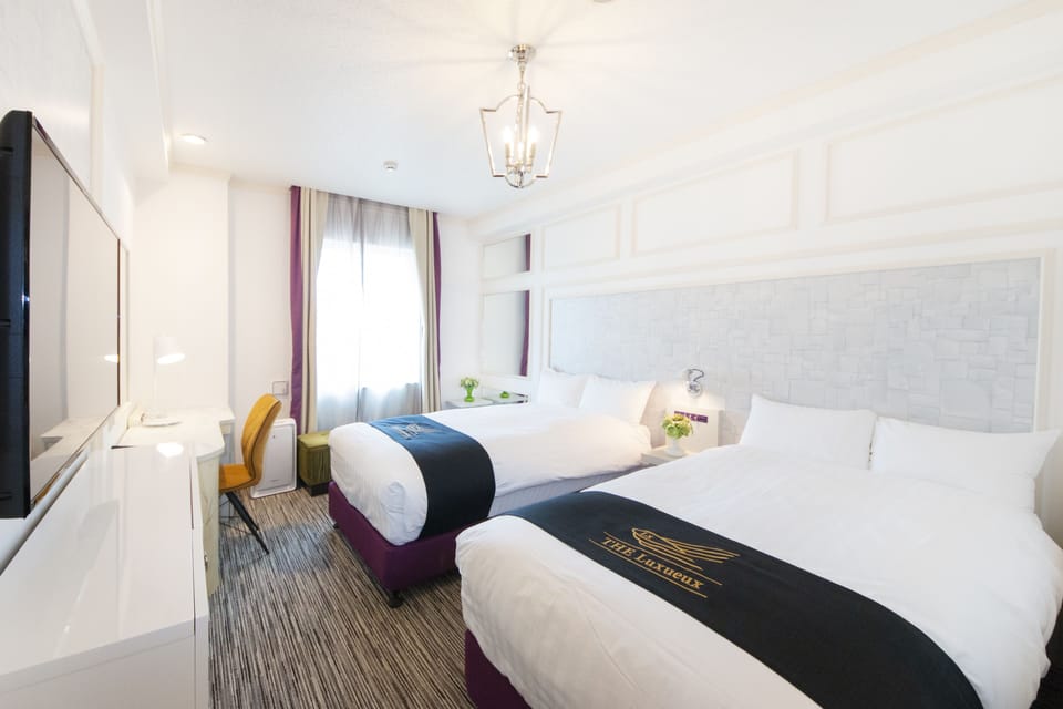 Deluxe Twin Room | Premium bedding, in-room safe, desk, free WiFi