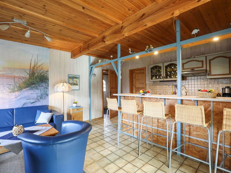 Property, Blue, Wood, Interior Design, Building, Houseplant, Floor, Flooring, Plant, Beam