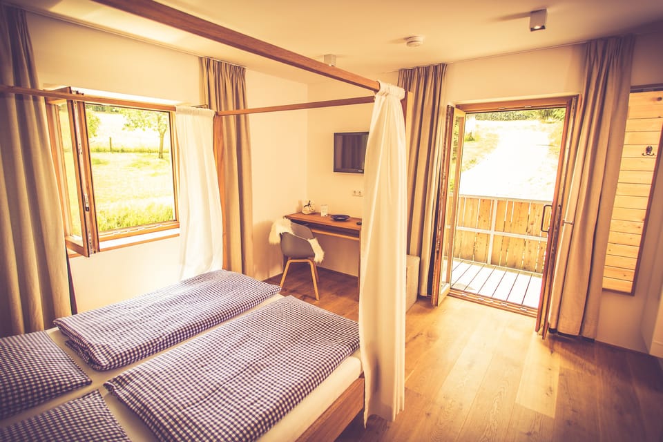 Comfort Double Room | Cribs/infant beds, free WiFi