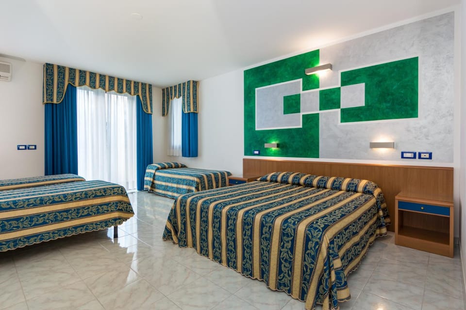 In-room safe, desk, soundproofing, free WiFi