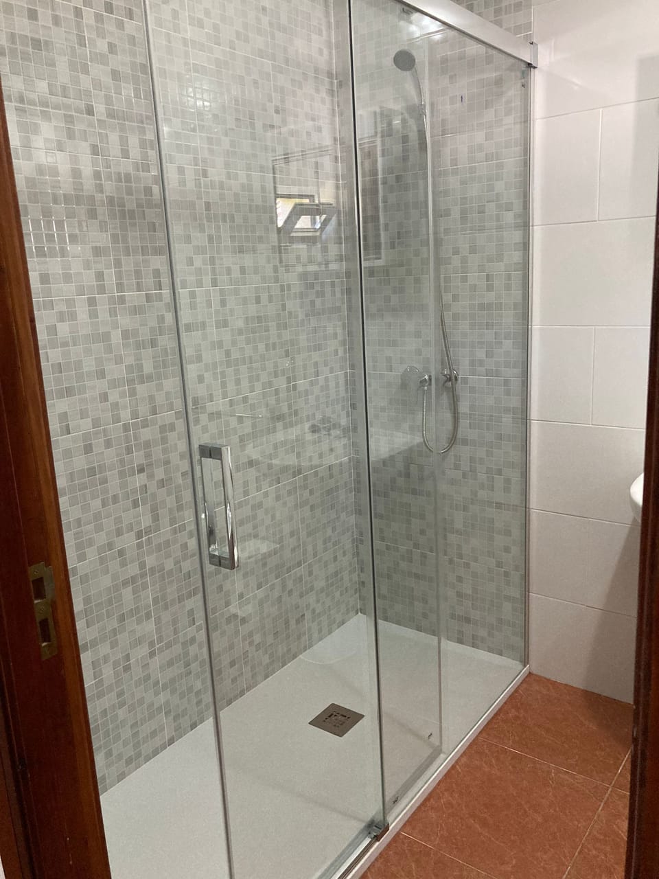 Double Room | Bathroom | Bathtub