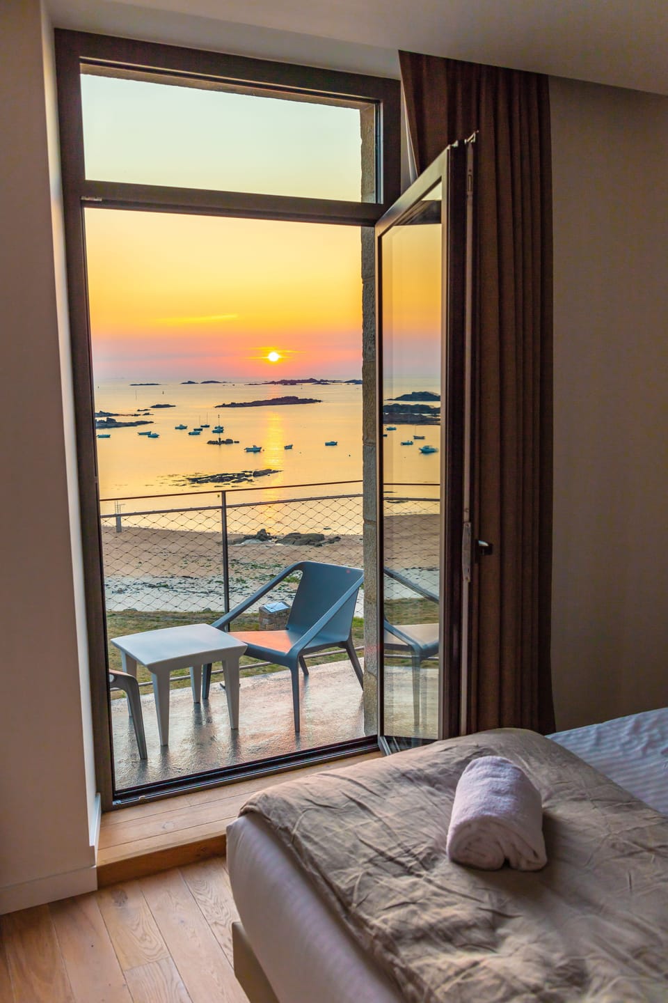 Double Room, Non Smoking, Sea View with Balcony (Milliau Island with Balcony) | Blackout drapes, soundproofing, free WiFi, bed sheets