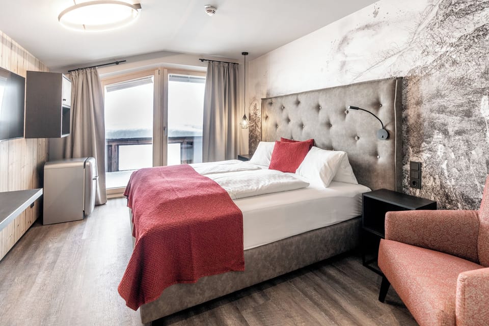 Panoramic Double Room | Down comforters, in-room safe, individually decorated