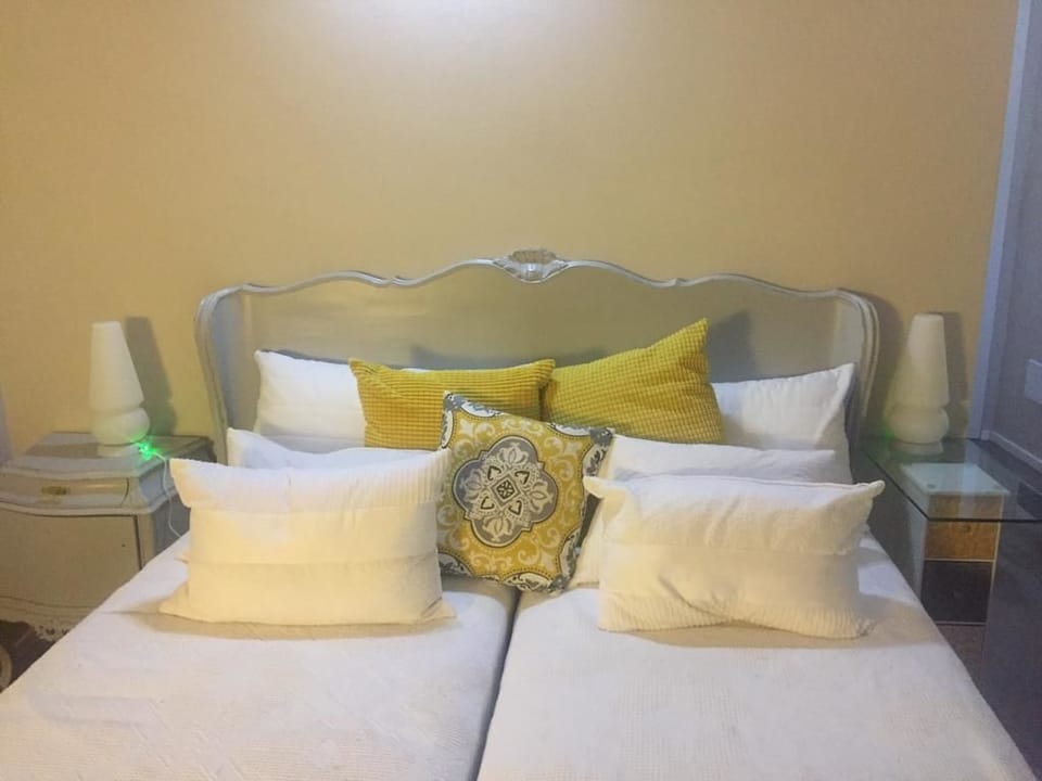 Desk, bed sheets