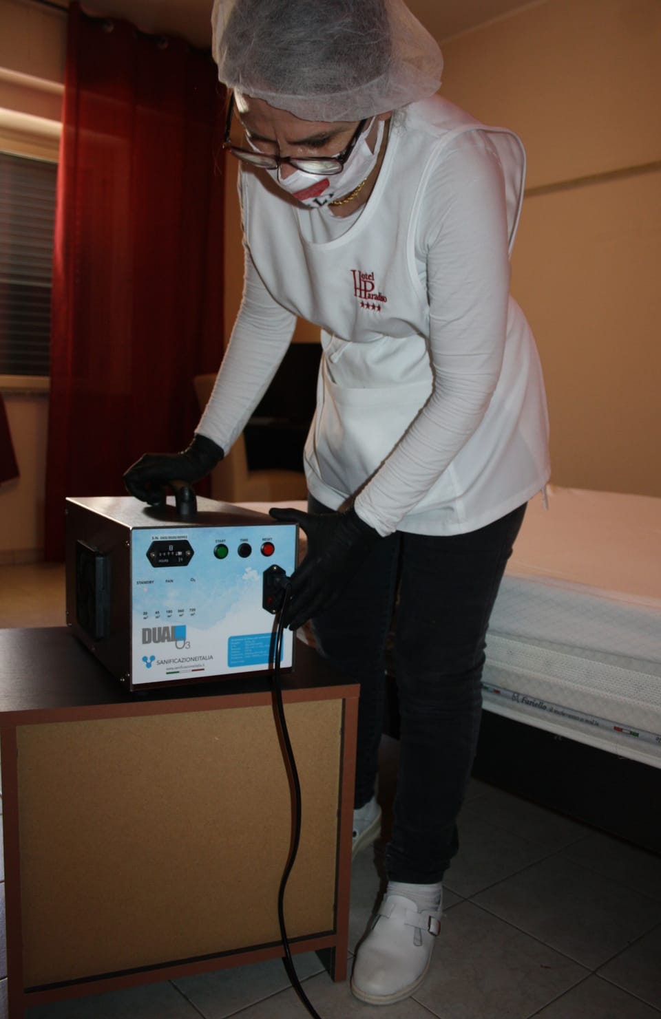 Minibar, in-room safe, desk, cribs/infant beds