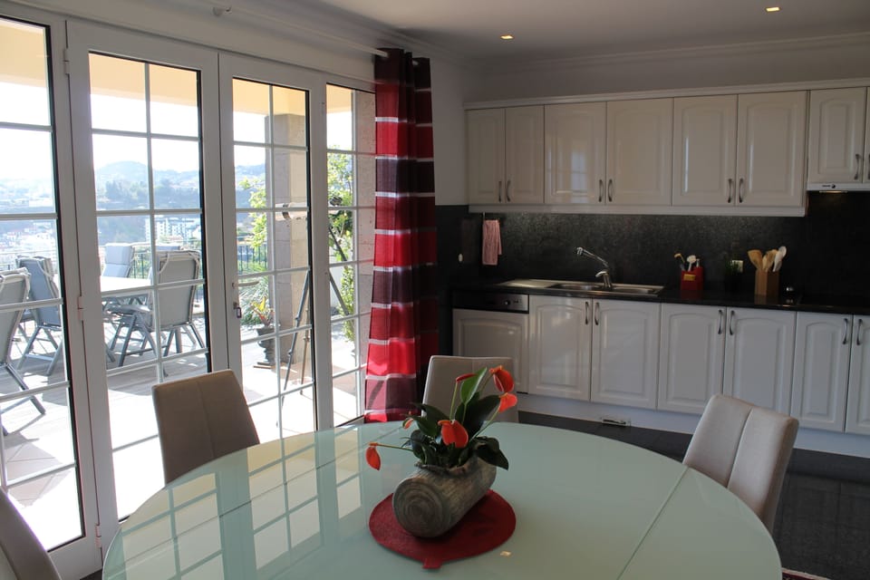 Luxury Villa, 5 Bedrooms, Private Pool, Ocean View | 5 bedrooms, premium bedding, in-room safe, individually decorated