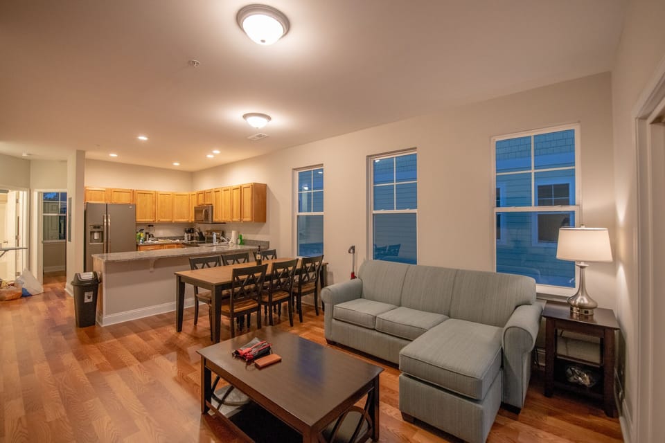 Living kitchen combination