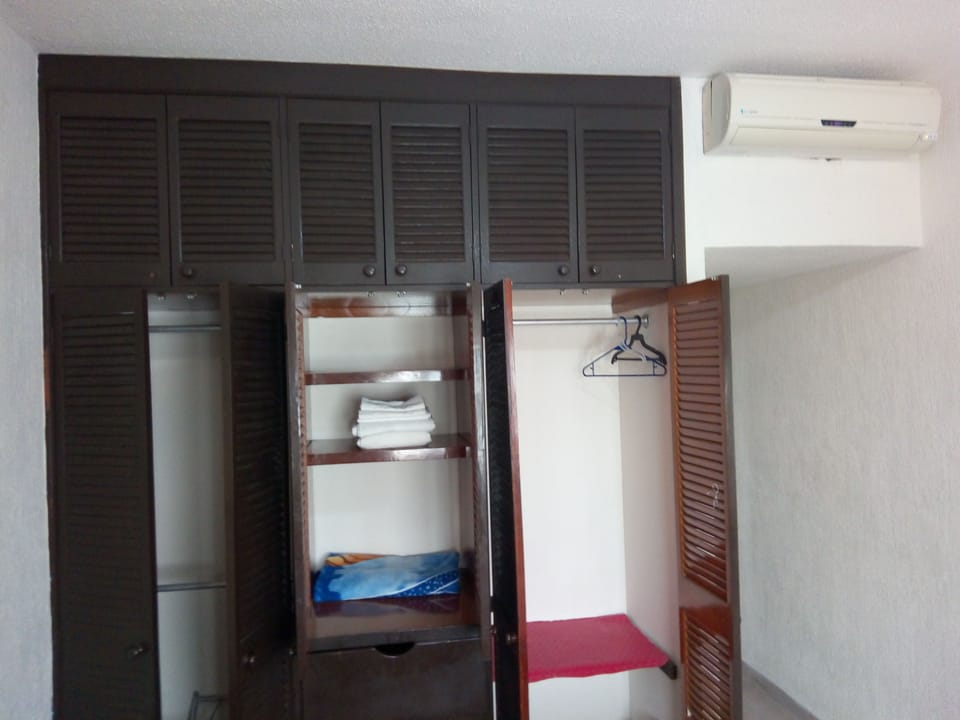 Condo | 2 bedrooms, free WiFi, bed sheets