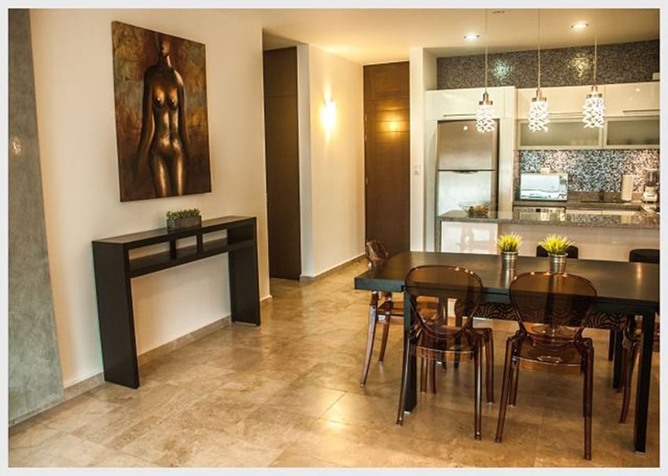 Condo | In-room dining