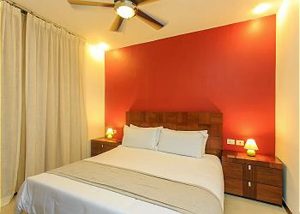 Condo | 2 bedrooms, free WiFi, bed sheets