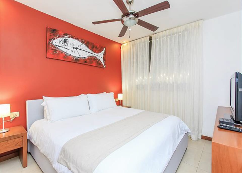 Condo | 2 bedrooms, free WiFi, bed sheets