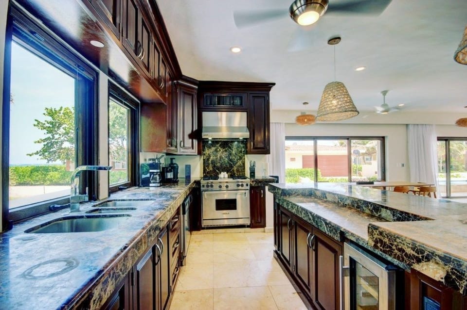 Villa | Private kitchen | Full-size fridge, microwave, oven, stovetop