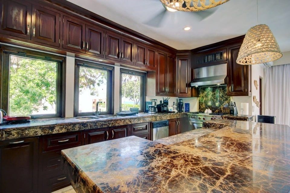 Villa | Private kitchen | Full-size fridge, microwave, oven, stovetop