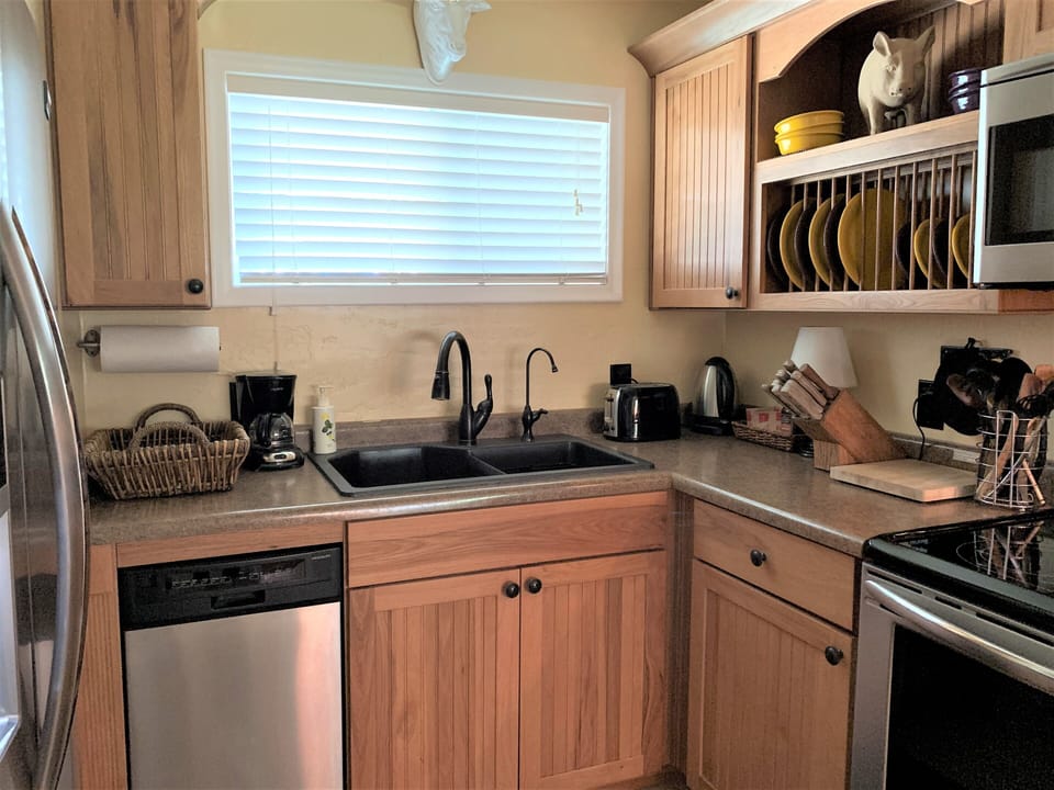 Modern kitchen with all the conveniences of home