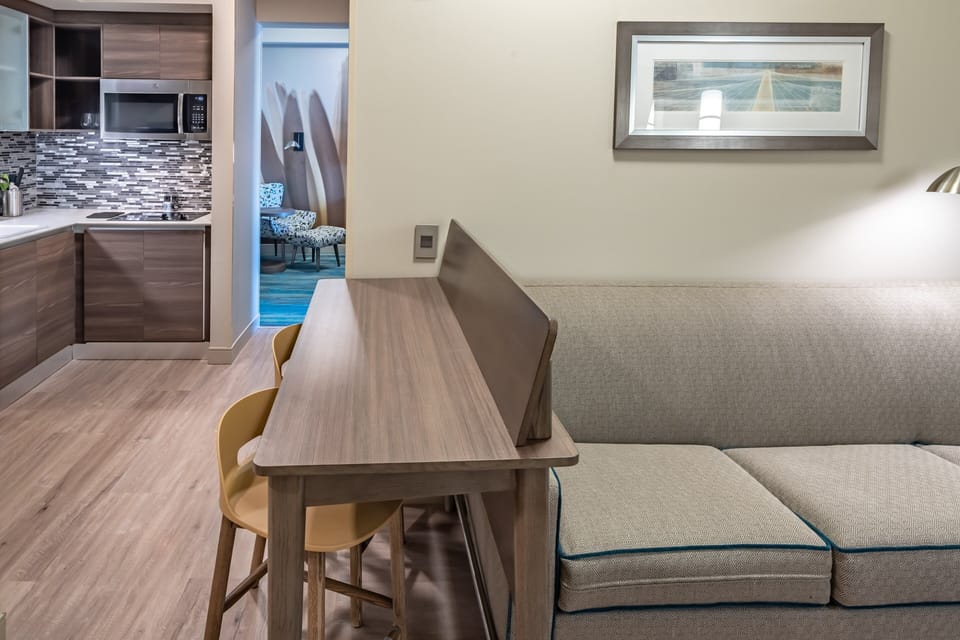 Pillowtop beds, in-room safe, desk, laptop workspace
