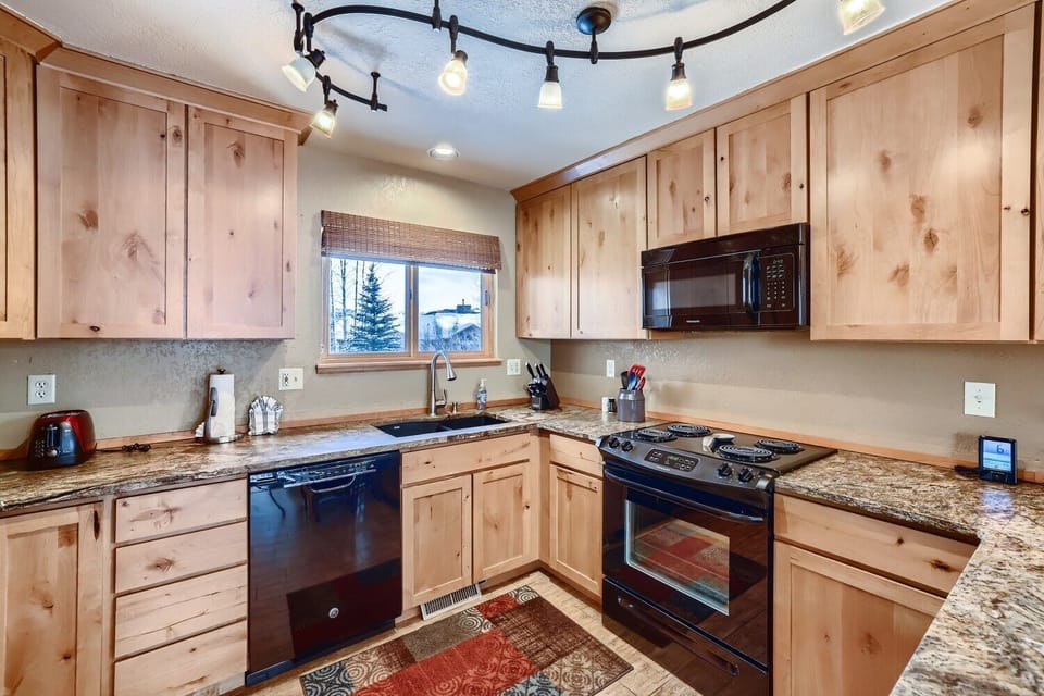 MS753 Kitchen
